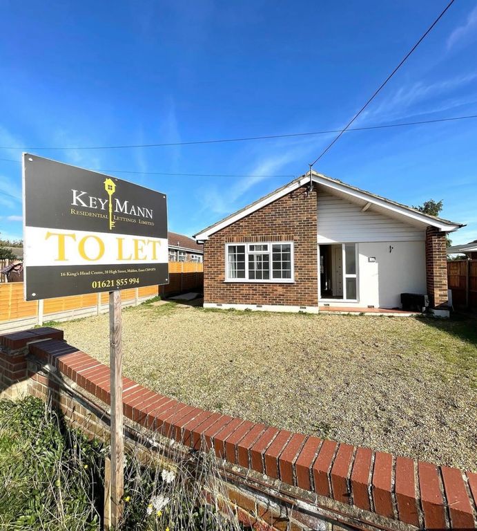 3 bed detached bungalow to rent in Barbrook Lane, Tiptree CO5 Zoopla