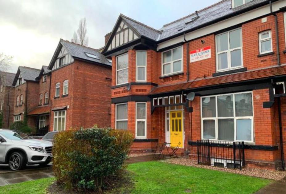 2 bed flat to rent in Burton Road, Manchester M20, £1,100 pcm Zoopla