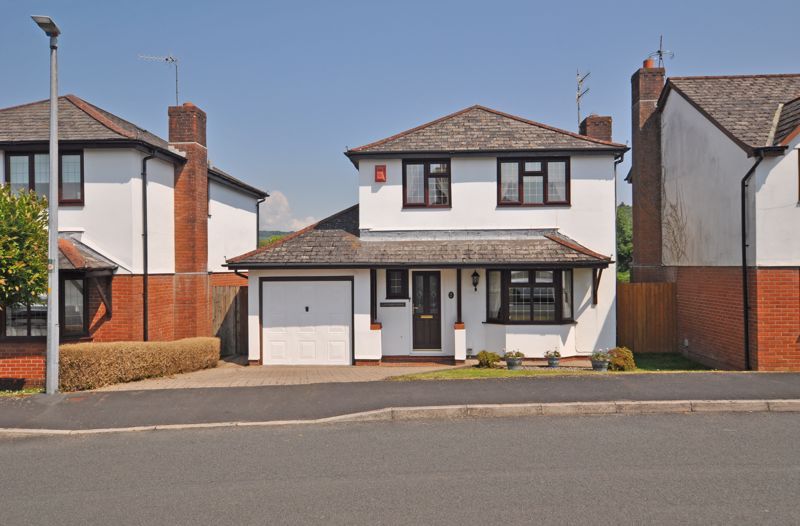 4 bed detached house for sale in Superb Outlook, Cambria Close