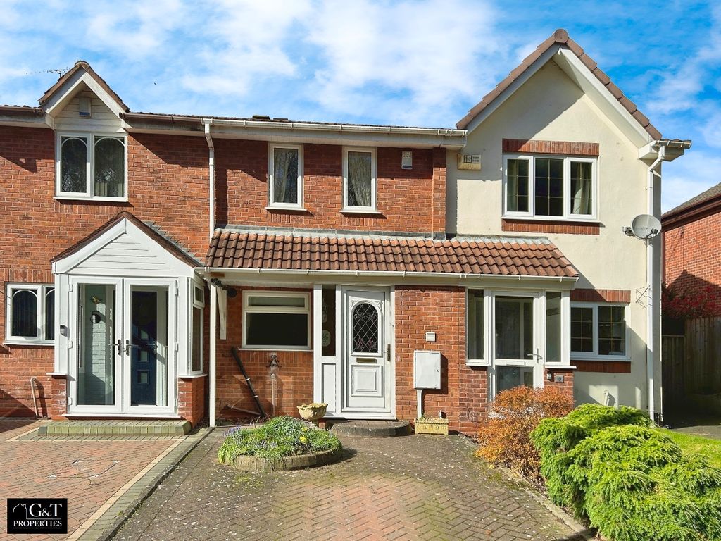 2 bed terraced house for sale in Brooksbank Drive, Cradley Heath B64, £