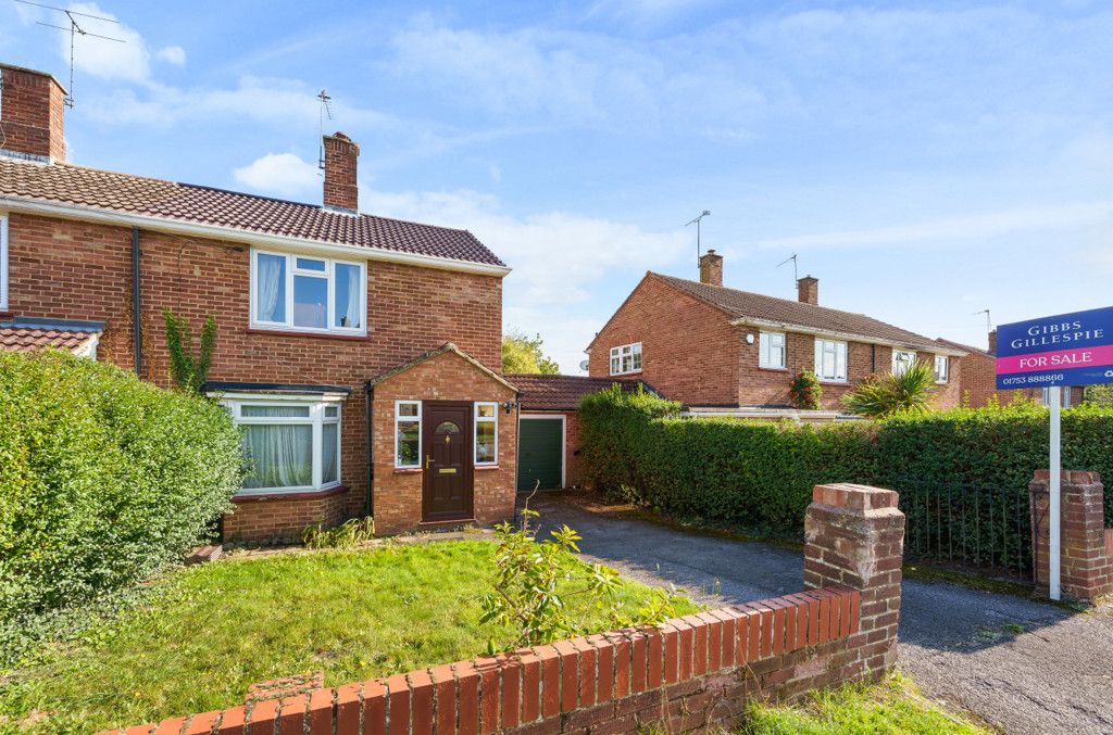 2 bed semidetached house for sale in Penn Drive, Denham Green