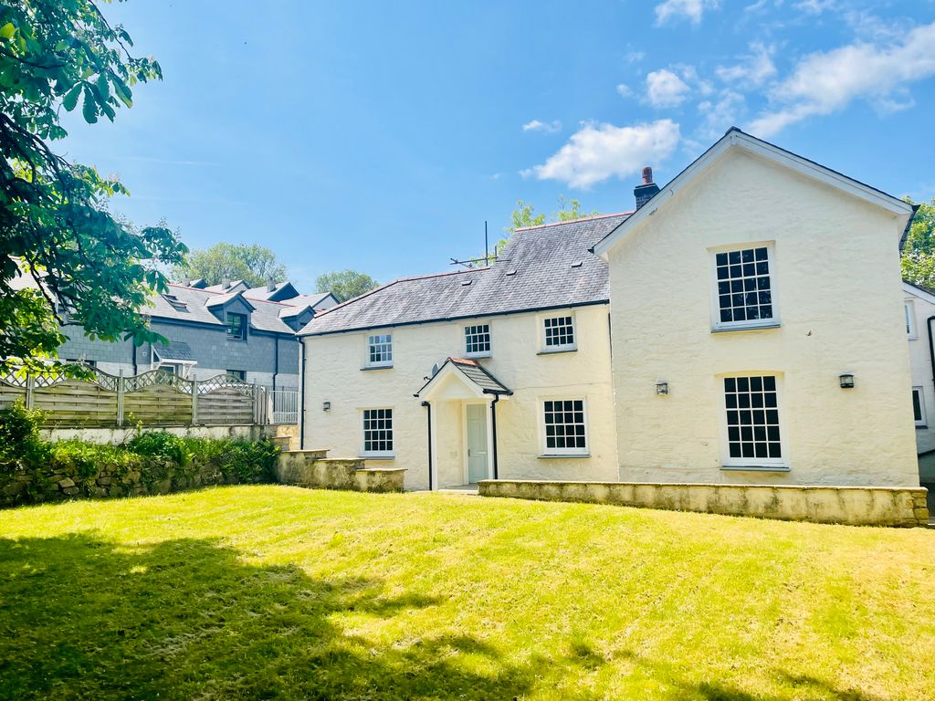 4 bed farmhouse to rent in College Hill, Penryn TR10 Zoopla