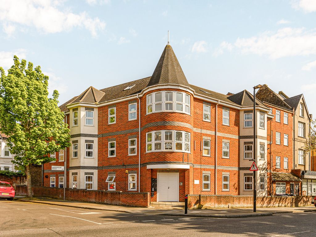 3 bed flat for sale in Horn Lane, Acton W3 Zoopla