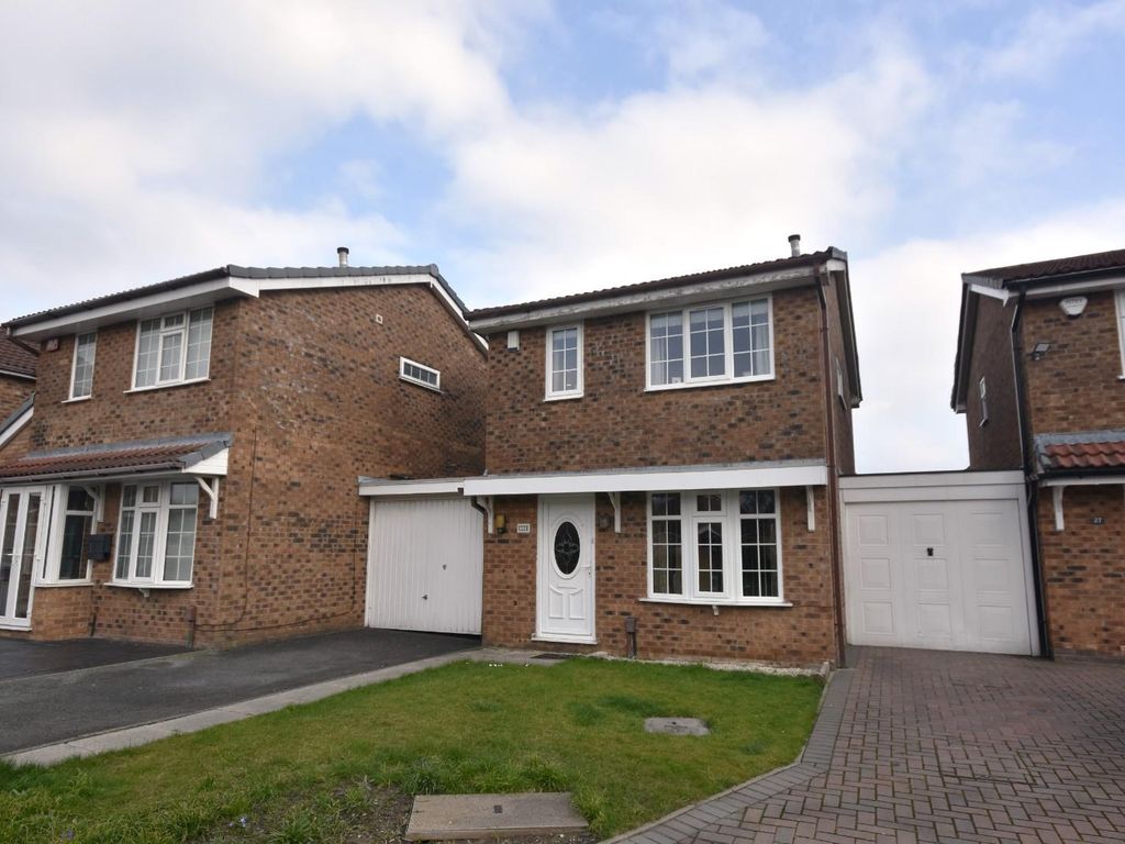 3 bed link detached house for sale in Vincent Close, Old Hall