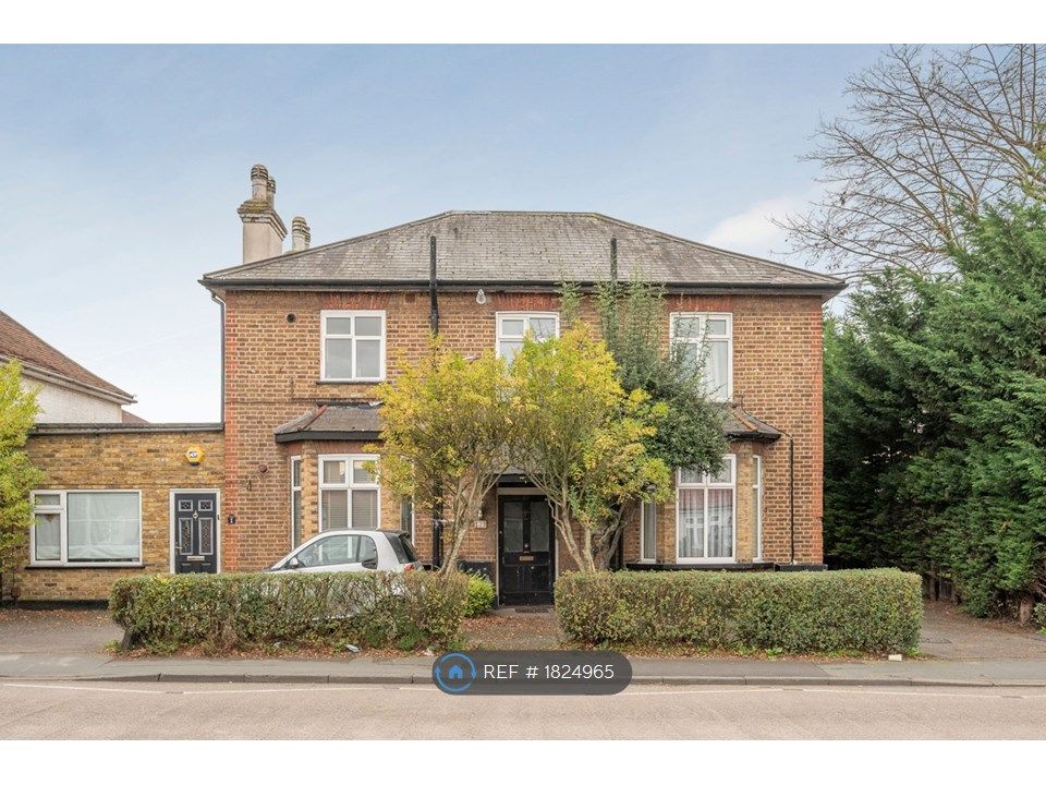 1 bed flat to rent in Cheam Common Road, Worcester Park KT4, £1,150 pcm