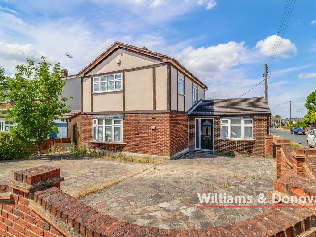4 bed detached house for sale in Manor Road, Benfleet SS7 Zoopla