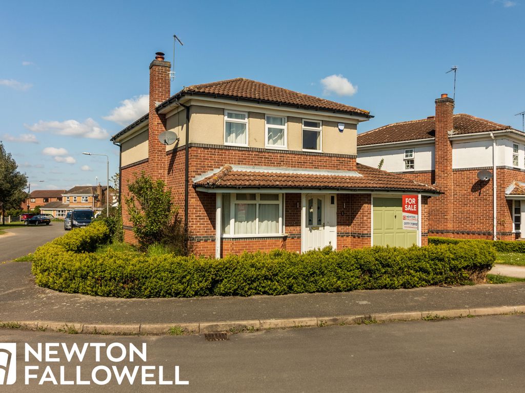 4 bed detached house for sale in Whinney Moor Close, Retford DN22 Zoopla