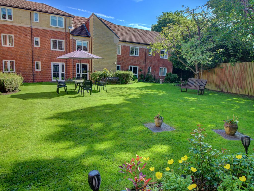 1 bed flat for sale in Old Lode Lane, Solihull B92 Zoopla