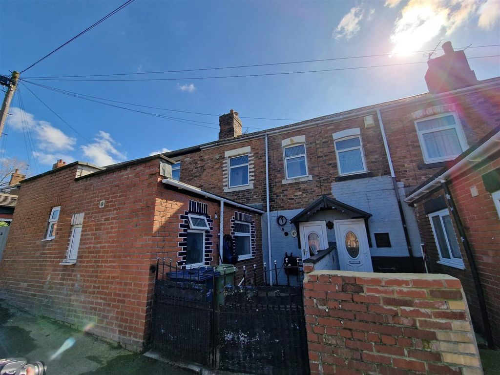 2 bed terraced house for sale in Edward Street, HettonLeHole