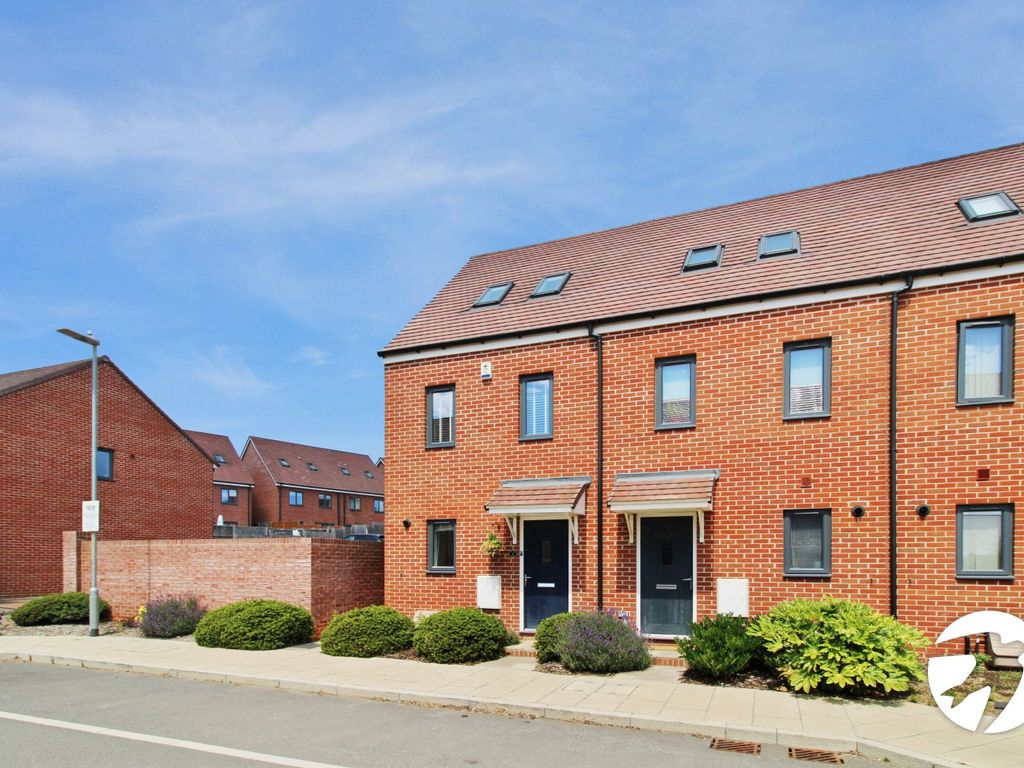 2 bed end terrace house to rent in Swann Street, Castle Hill, Ebbsfleet Valley, DA10