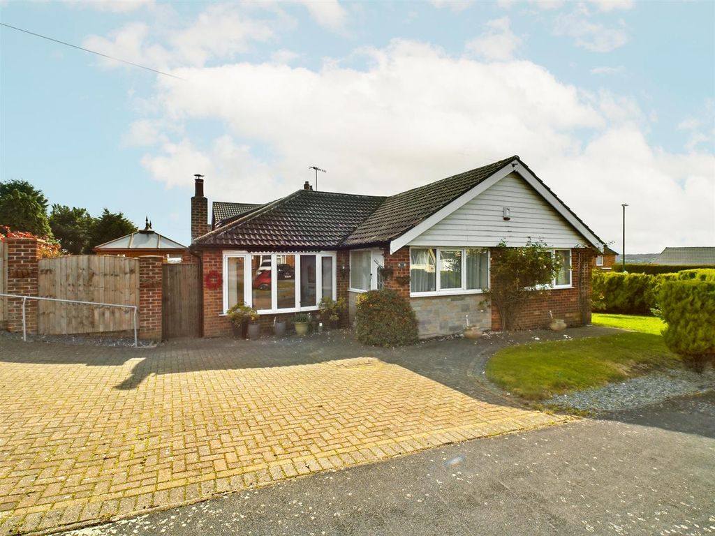 3 bed detached bungalow for sale in Brownlow Drive, Rise Park