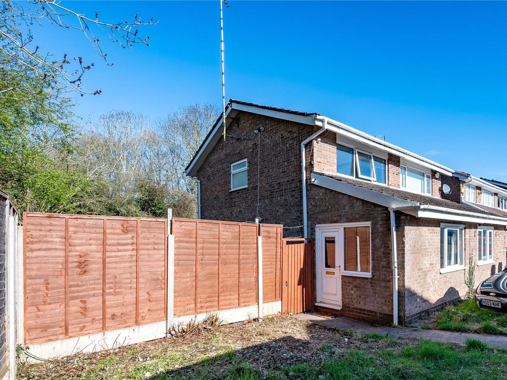 2 bed semidetached house for sale in Donnington Close, Redditch