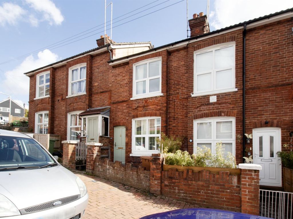 2 bed property for sale in Denbigh Road, Tunbridge Wells TN4 Zoopla