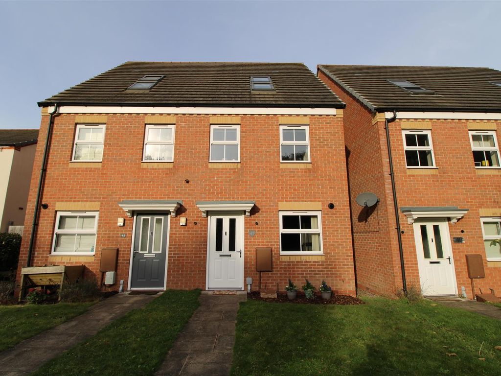3 bed semidetached house for sale in Brythill Drive, Brierley Hill DY5