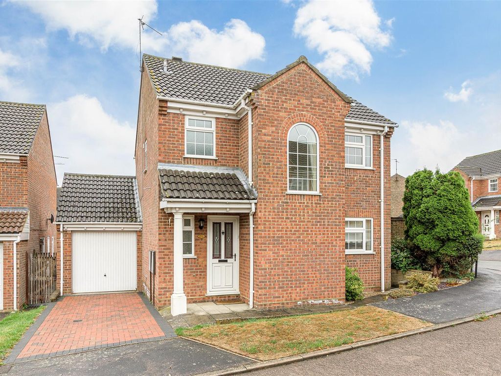 3 bed detached house for sale in Vardon Close, Wellingborough NN8 Zoopla
