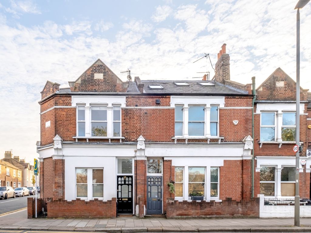 2 bed flat to rent in Putney Bridge Road, London SW15 Zoopla