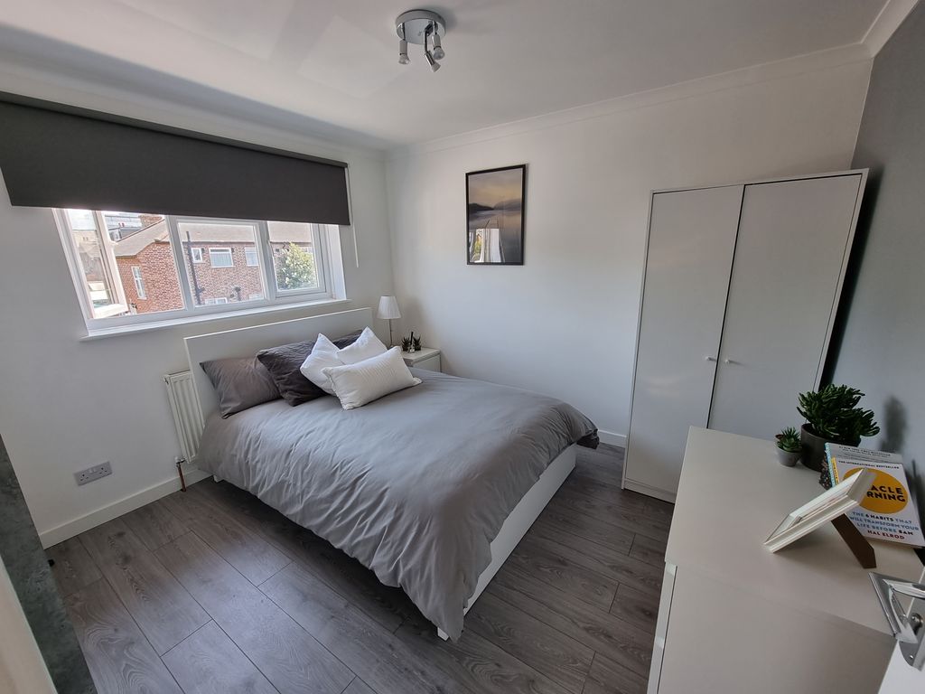 Room to rent in Press Road, Uxbridge UB8 Zoopla