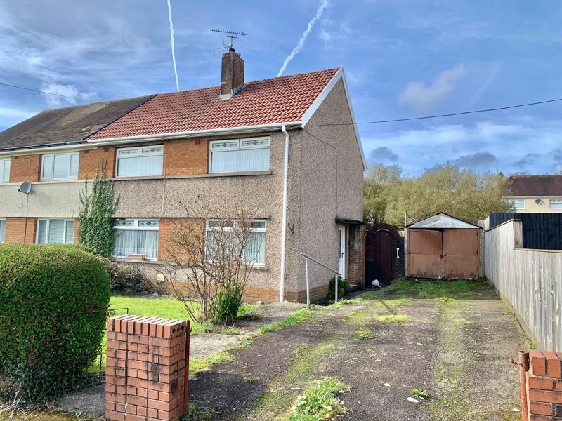 3 bed semidetached house for sale in Llygad Yr Haul, Caewern, Neath