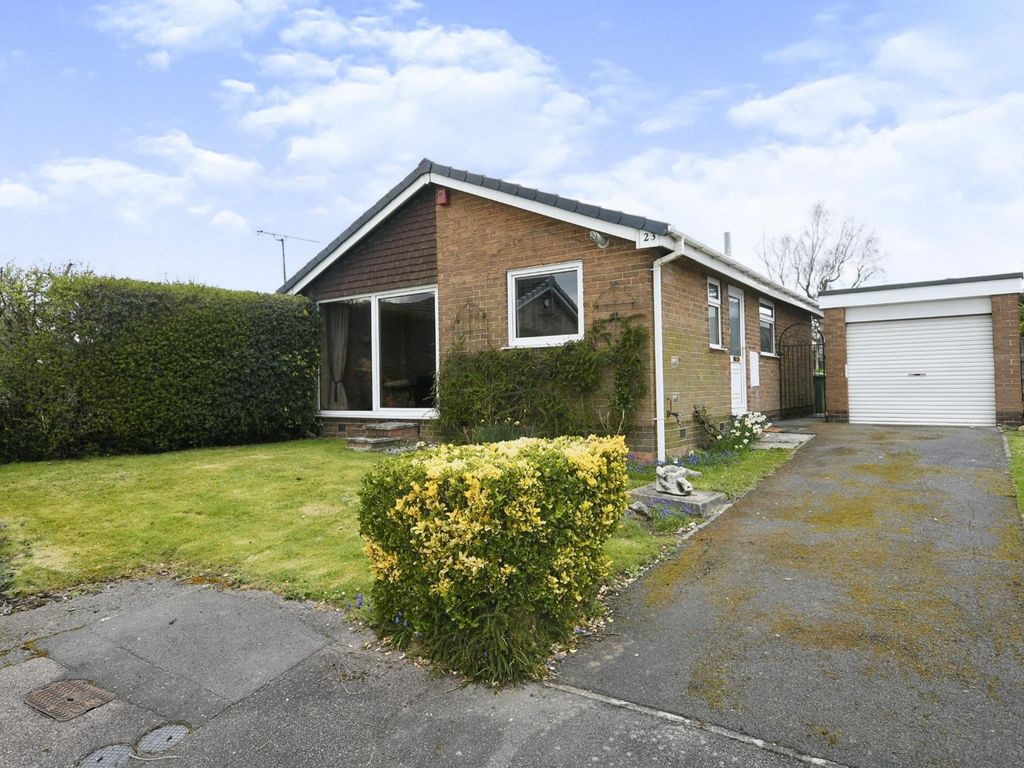 2 bed bungalow for sale in Bowden Avenue, Barlborough, Chesterfield