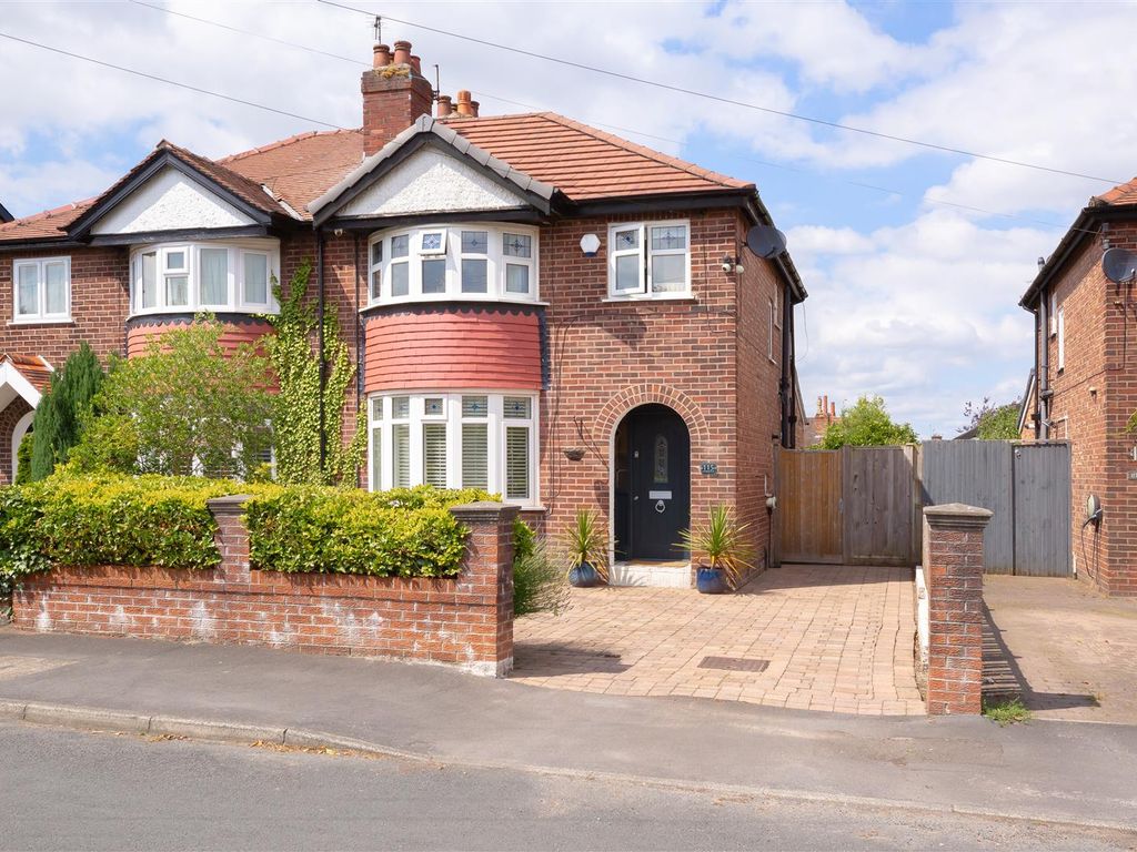 3 bed semidetached house for sale in Hermitage Road, Hale, Altrincham