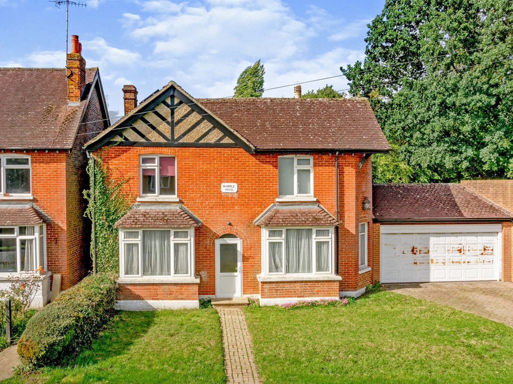 3 bed detached house for sale in Russ Hill Road, Charlwood, Horley RH6