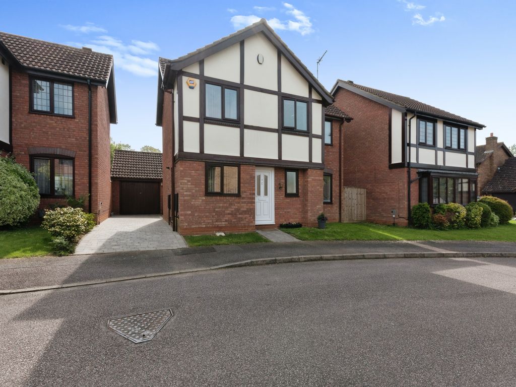 3 bed detached house for sale in Stuart Close, Northampton NN4 Zoopla