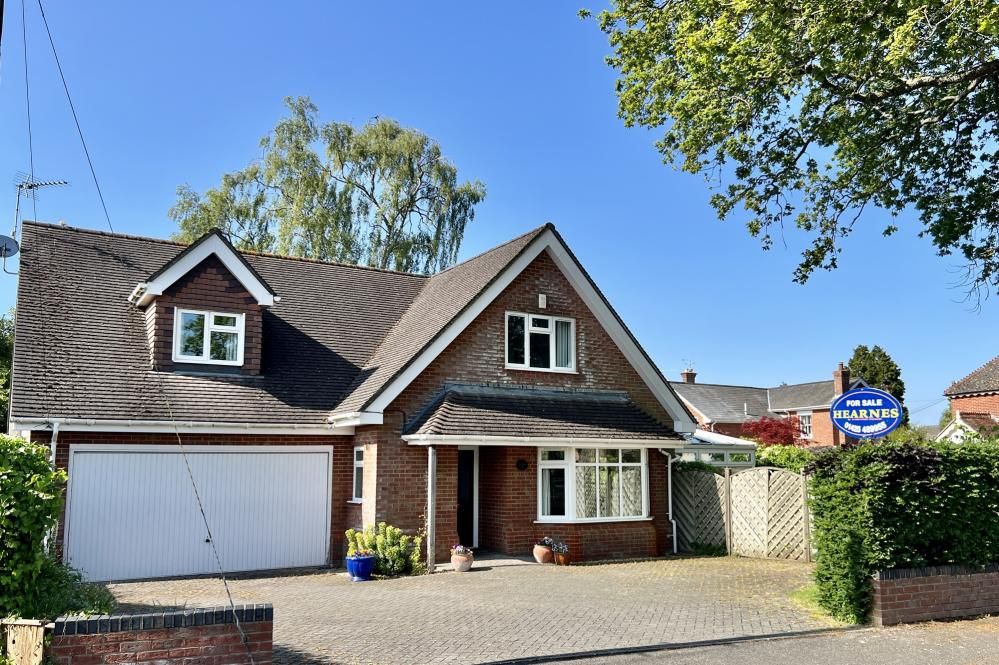 4 bed detached house for sale in Oak Lane, Ringwood BH24 Zoopla