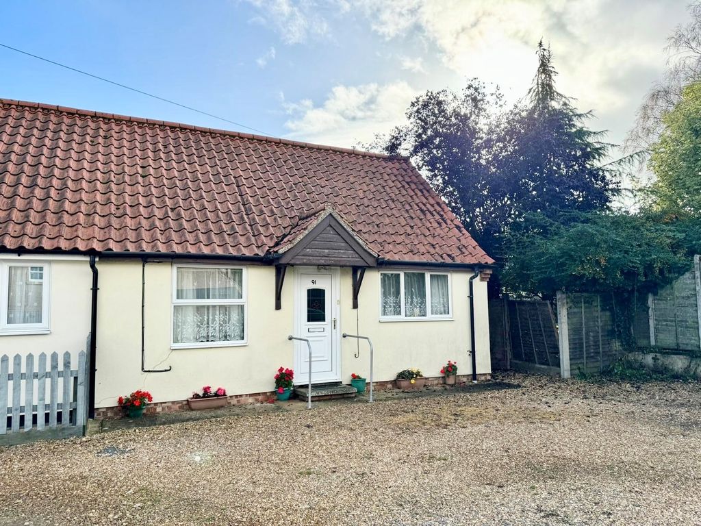 1 bed semidetached bungalow for sale in Newtown Road, Ramsey, Huntingdon PE26, £115,000 Zoopla