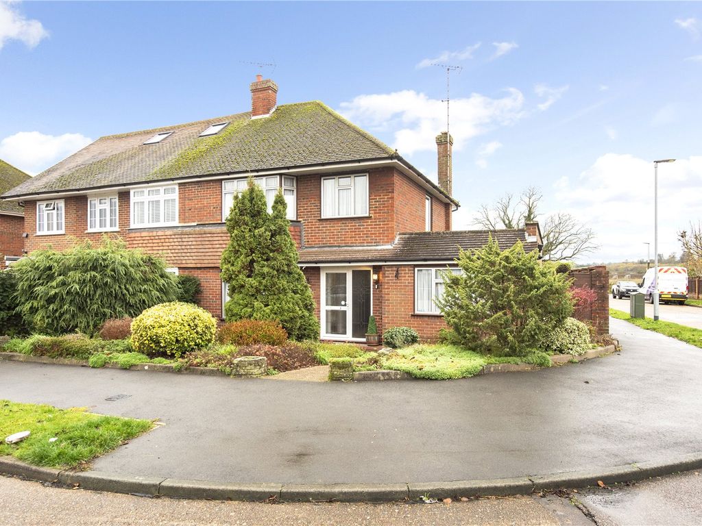 3 bed semidetached house for sale in Eastwick Crescent, Rickmansworth