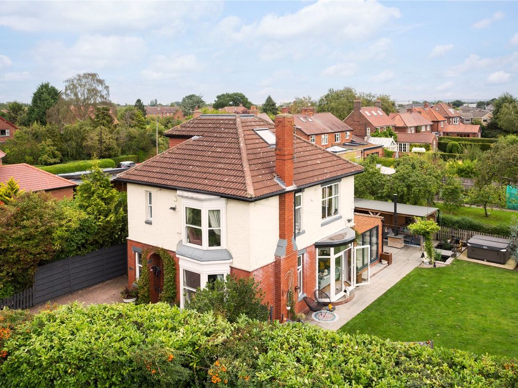4 bed detached house for sale in Huntington Road, York, North Yorkshire