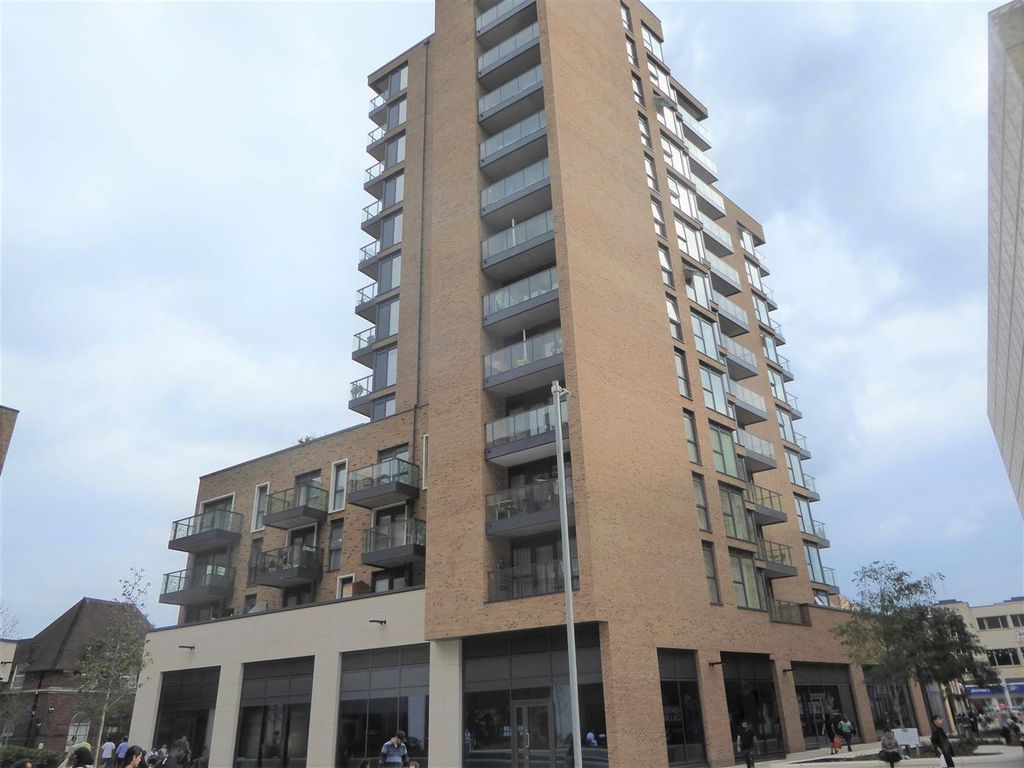 2 bed flat to rent in Hooper House, 5A Smithy Lane, Hounslow TW3 Zoopla