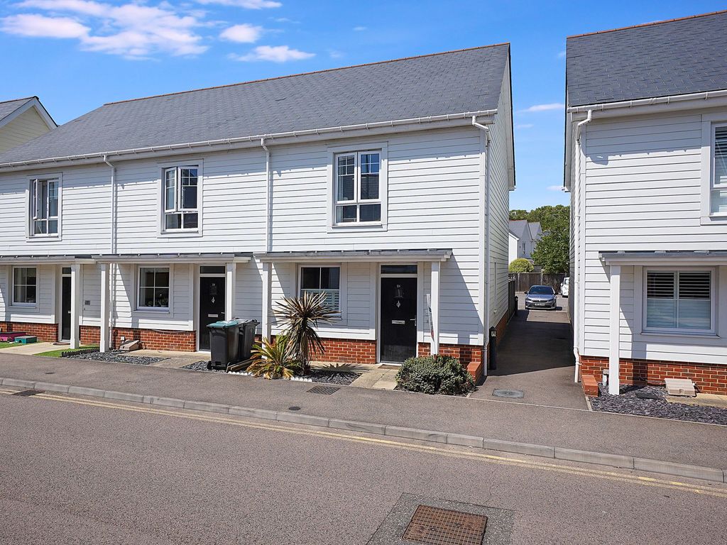 3 bed end terrace house for sale in Manley Boulevard, Snodland ME6 Zoopla