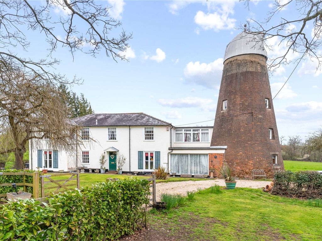 4 bed detached house for sale in St. Edmunds Lane, Great Dunmow, Essex