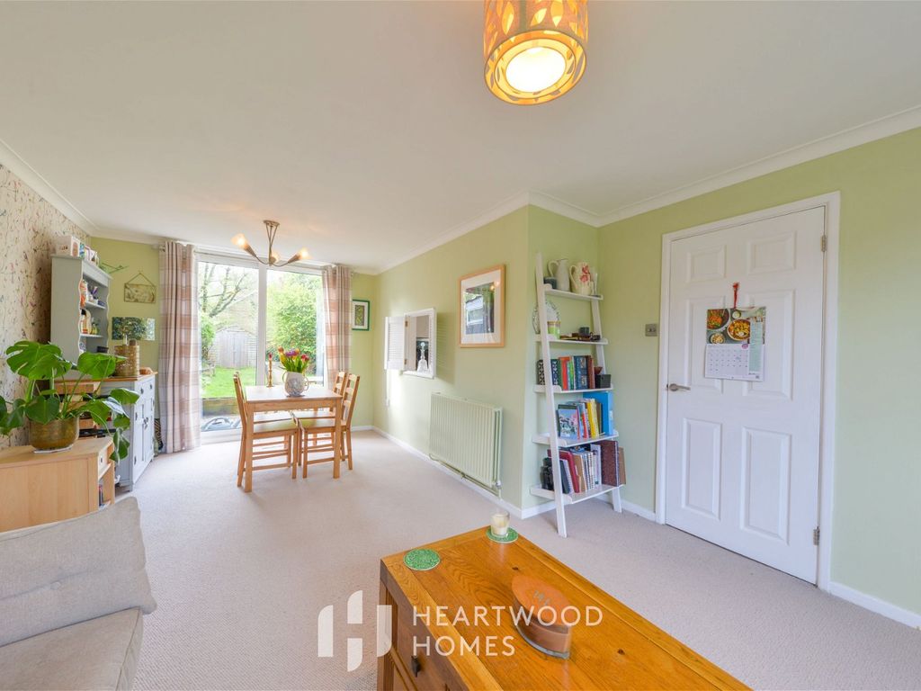 2 bed end terrace house for sale in Canberra Close, St. Albans AL3, £