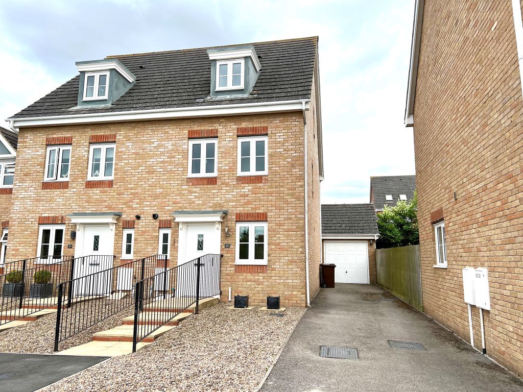 4 bed end terrace house for sale in Corfe Close, Corby NN18 Zoopla