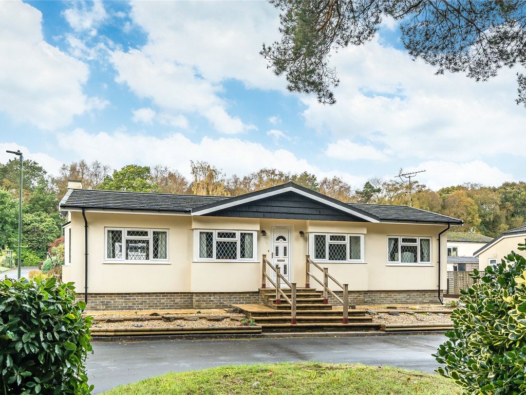 2 bed bungalow for sale in The Beeches, Sampford Courtenay, Okehampton, Devon EX20, £160,000