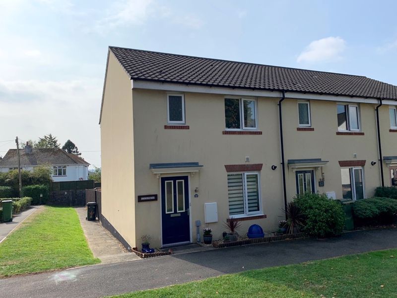 3 bed end terrace house for sale in Lime Grove, St. Austell, Cornwall