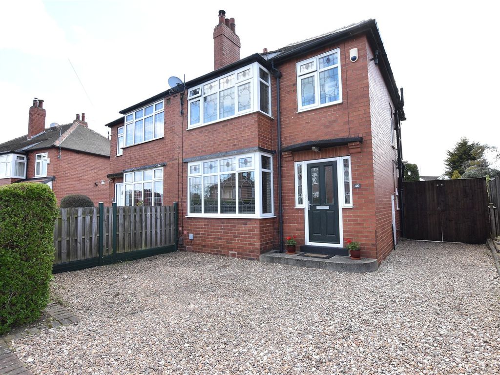 3 bed semidetached house for sale in Manston Crescent, Crossgates