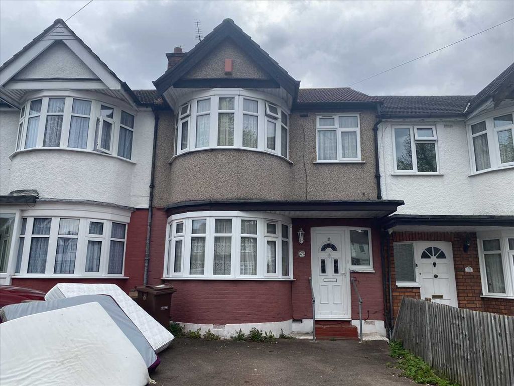 3 bed terraced house for sale in Torbay Road, Harrow HA2, £549,950 Zoopla