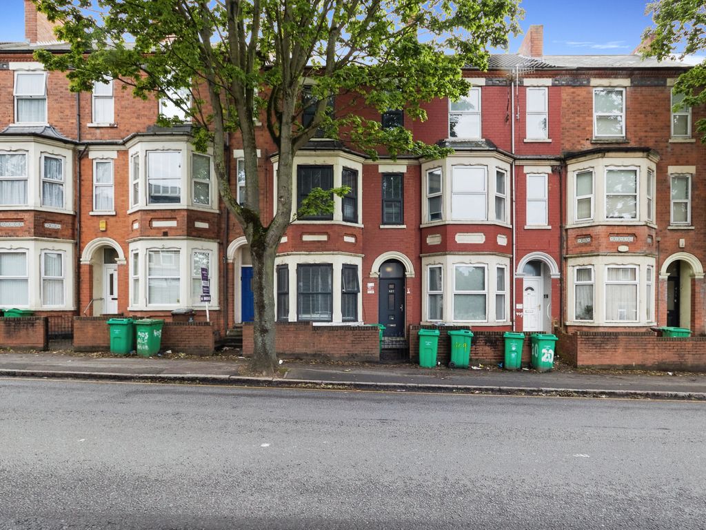 5 bed terraced house for sale in Alfreton Road, Nottingham