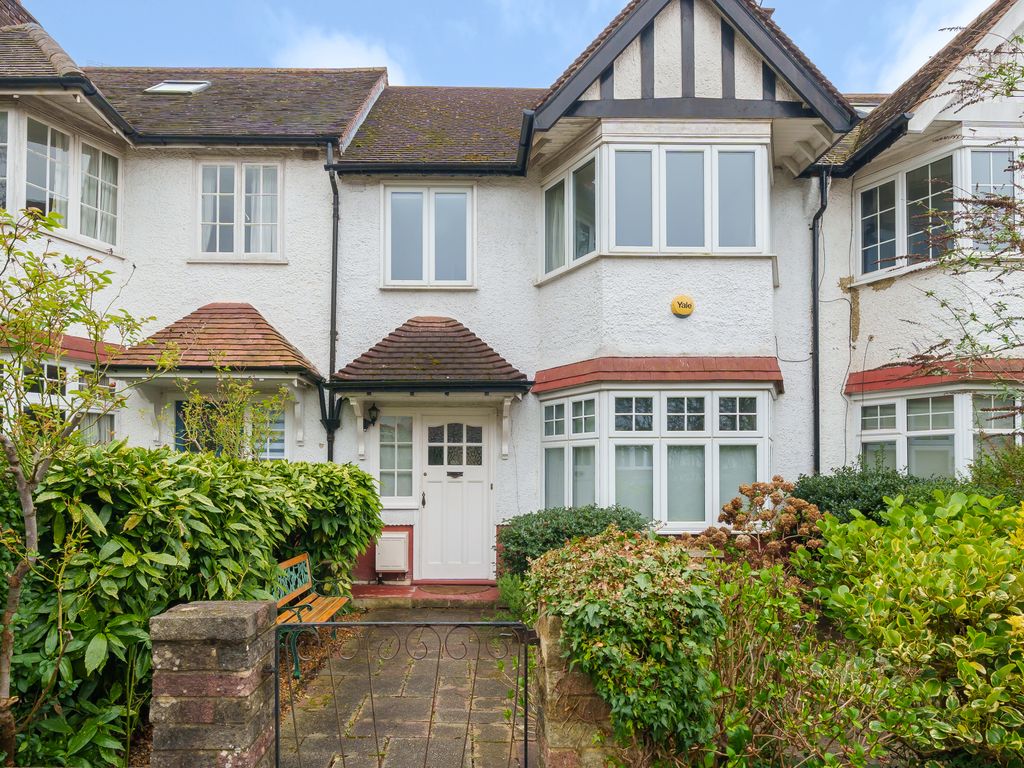 3 bed terraced house for sale in Summerlee Gardens, London N2 Zoopla