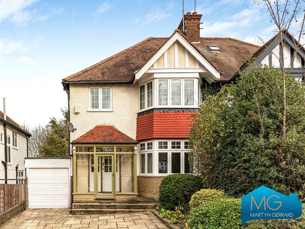 4 bed semidetached house for sale in Finchley Way, Finchley Central