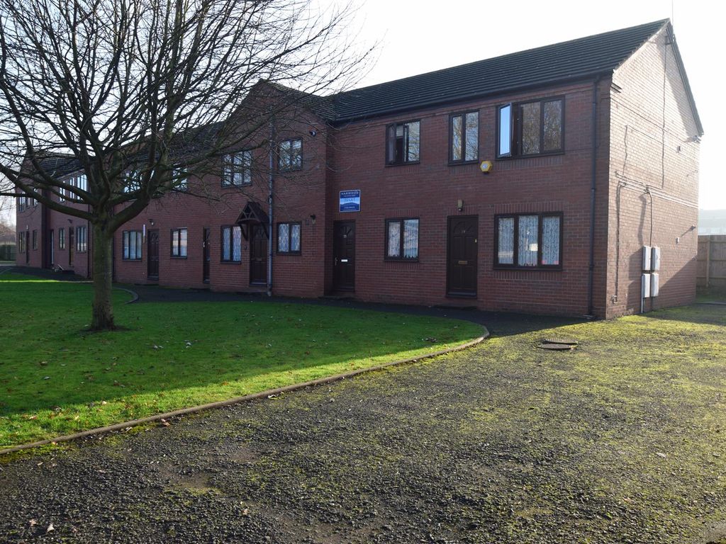 2 bed flat for sale in Queens Court, Madeley, Telford TF7, £75,000 Zoopla