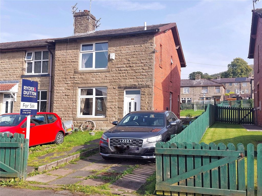 3 bed end terrace house for sale in Whinberry Avenue, Rawtenstall