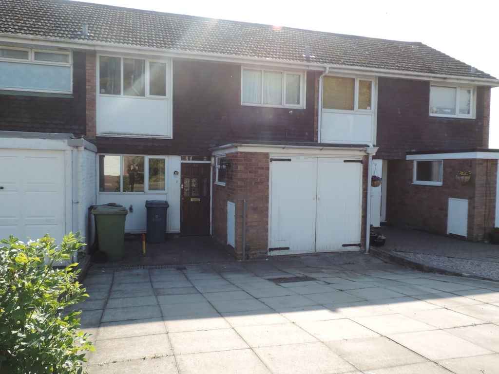 3 bed linkdetached house to rent in Barlaston Close, Stafford ST16, £