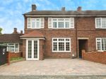 Thumbnail to rent in Bushfields, Loughton