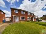 Thumbnail to rent in Ray Lea Close, Maidenhead, Berkshire