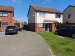 Thumbnail to rent in Thornhill Close, Houghton Regis, Dunstable