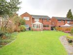 Thumbnail to rent in Glebe Close, Newent