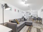 Thumbnail to rent in Knowle Mount, Leeds